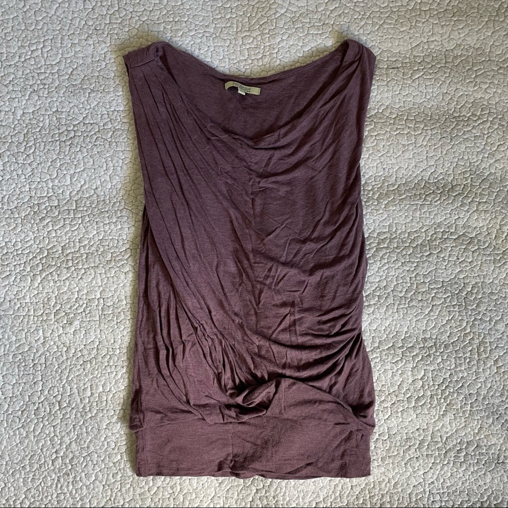 ✨ 3 for$20 bordeaux Los Angeles Dusty Purple Draped Sleeveless top